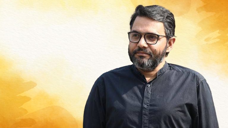 5 भारतीय कहानीकार जो आपको अलग-अलग दुनिया में ले जा सकते हैं, 5 Indian Storytellers Who Can Transport You To Different Worlds